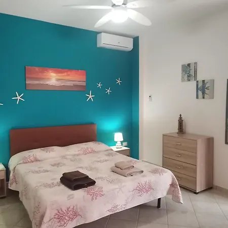 Bed & Breakfast Gli Alisei Siniscola Exterior photo